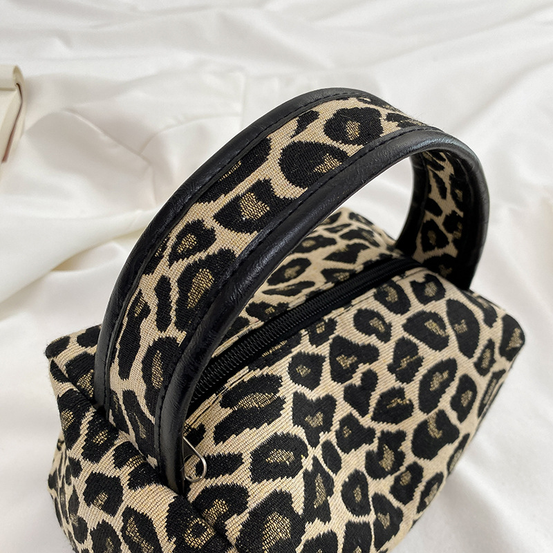 Leopard Makeup Bag Luxury  Lar - Luxury Skincare & Spa Reviews avaliação e preço